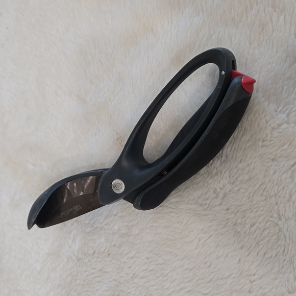 Pampered Chef Salad Chopper - Picture 6 of 6